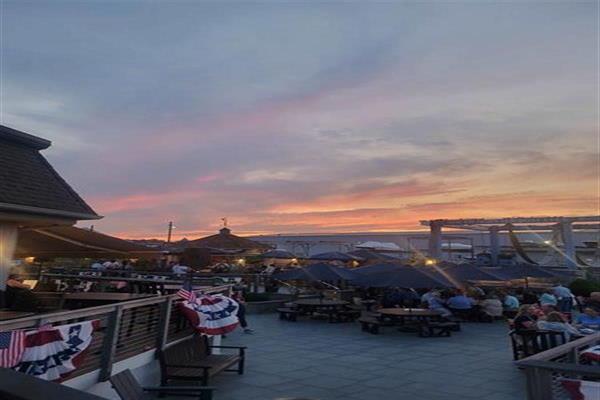 Club_sunset